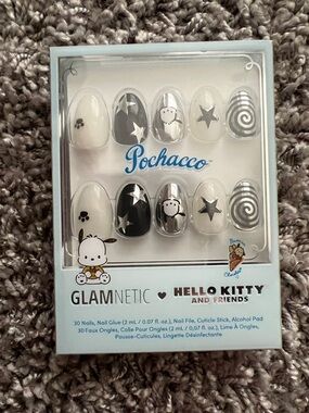GLAMnetic x Hello Kitty Pochacco Press-On Nails - Black, White & Silver Star Set